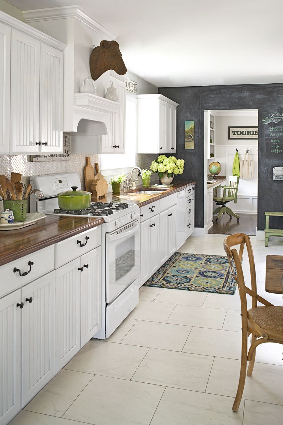 image.title Affordable Kitchen Decor Ideas for a Weekend Refresh image