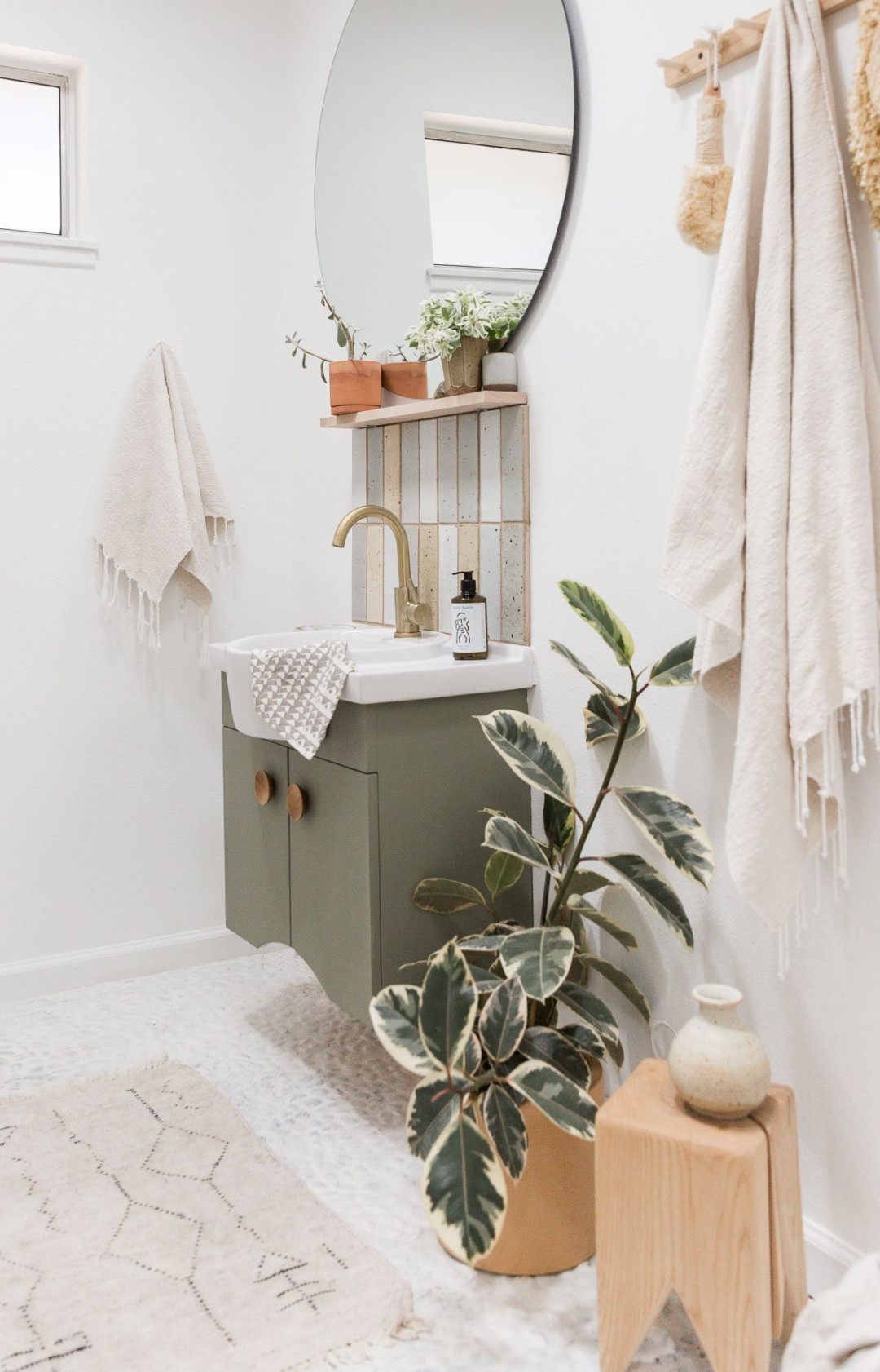 image.title Before and After: Small Bathroom Ideas on a Budget - image