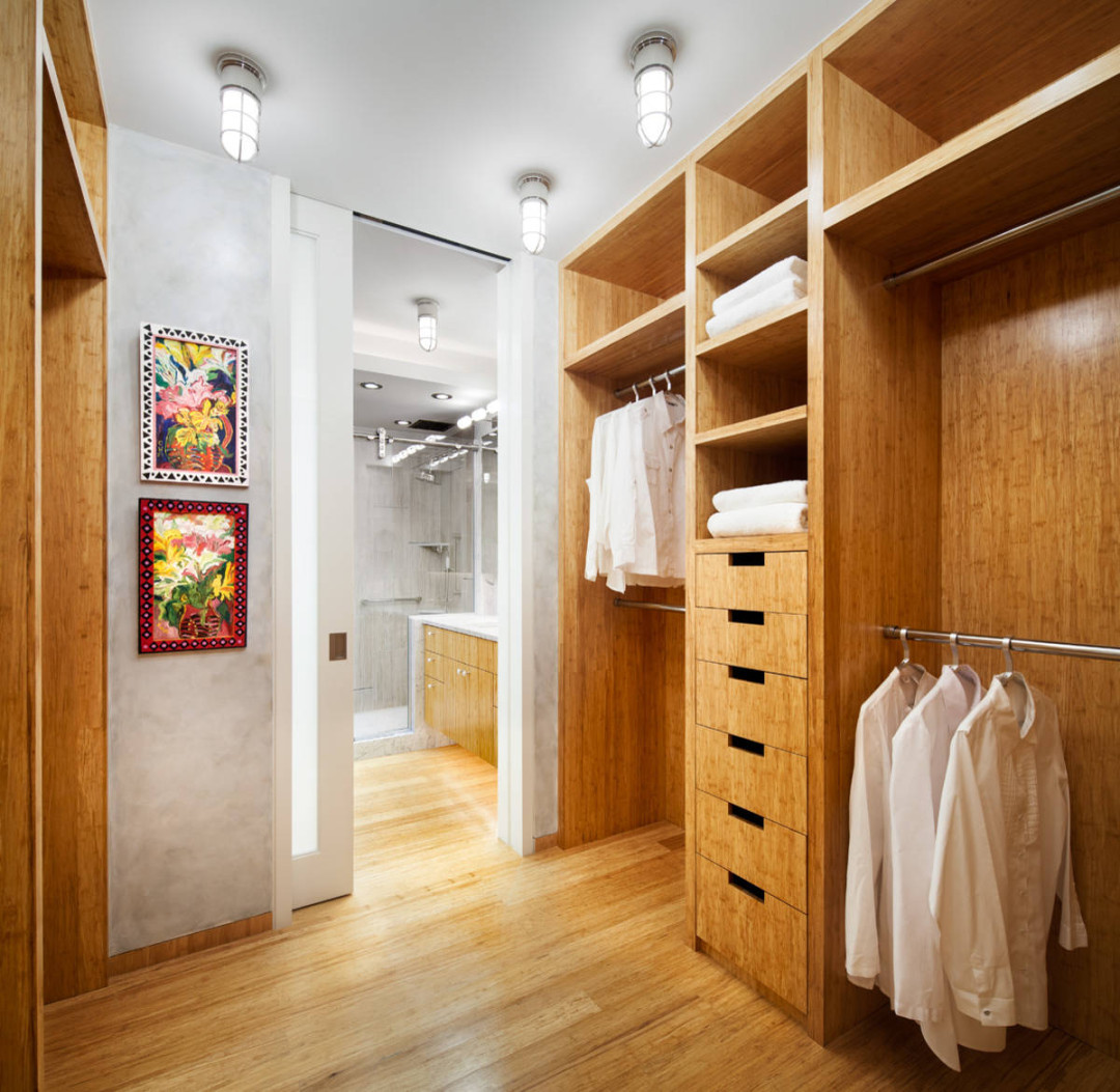 image.title Walk-In Wardrobe in the Bathroom: Yes or No? image